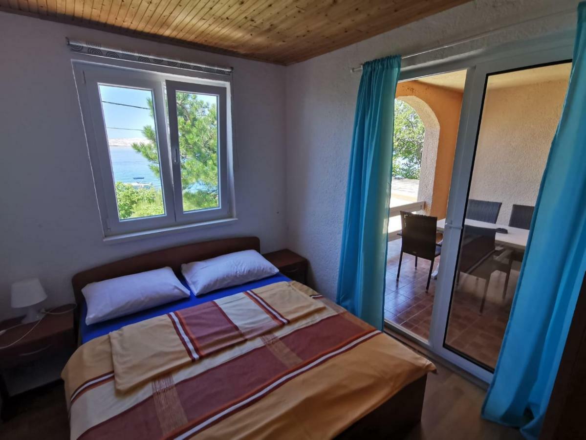 Beachfront House Ivana With Pool - Renovated 2025 Cesarica Exterior foto